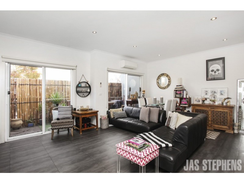 2/114 Somerville Road, Yarraville VIC 3013