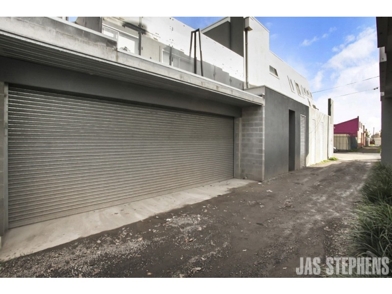 2/114 Somerville Road, Yarraville VIC 3013
