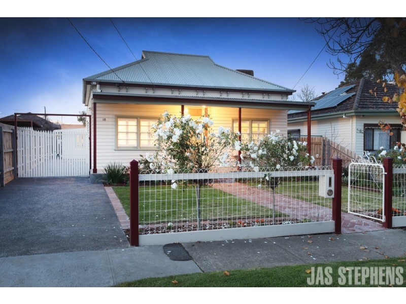 18 Benjamin Street, Sunshine VIC 3020