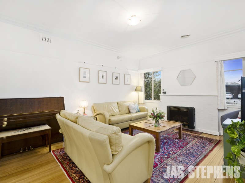 27 Wellington Street, West Footscray VIC 3012