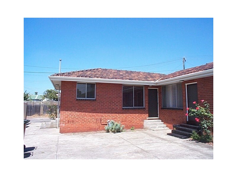 4/217 Buckley Street, Seddon VIC 3011