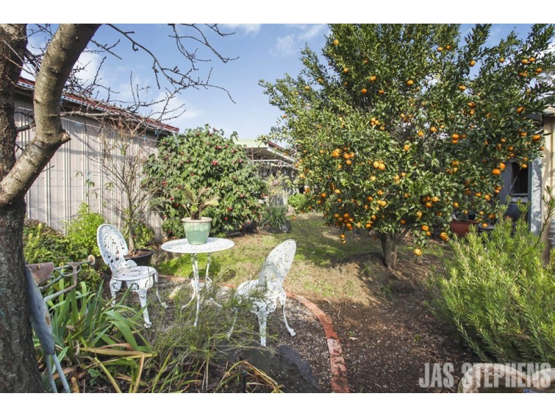 24 Matthews Street, Sunshine VIC 3020