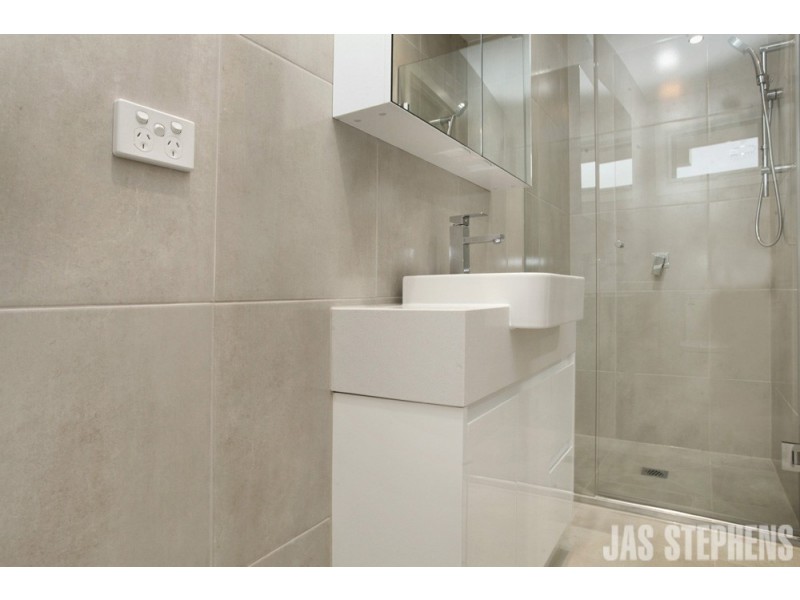 5/37-39 Bradley Street, Newport VIC 3015