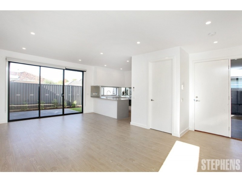 3/48 Rosala Avenue, Altona North VIC 3025