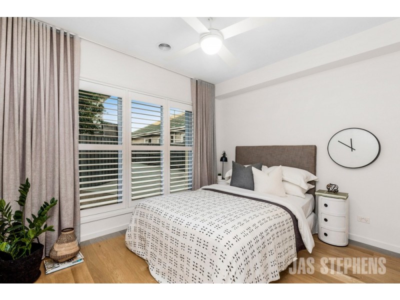 2/166 Mitchell Street, Maidstone VIC 3012