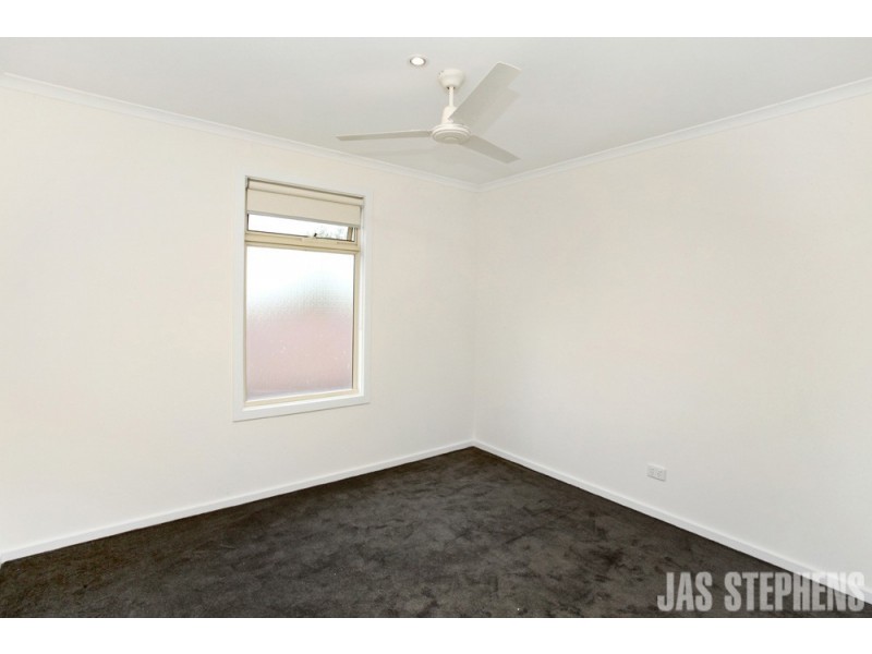 8/102 Cross Street, West Footscray VIC 3012