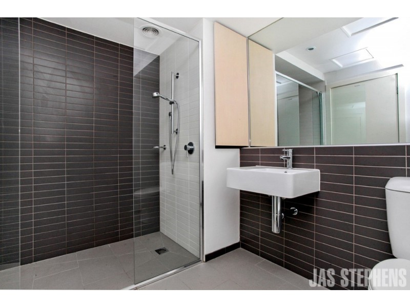 13 Newman Drive, Footscray VIC 3011