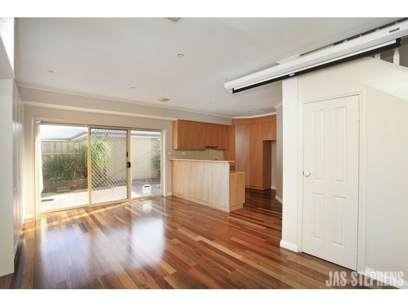 1/60 Roberts Street, West Footscray VIC 3012