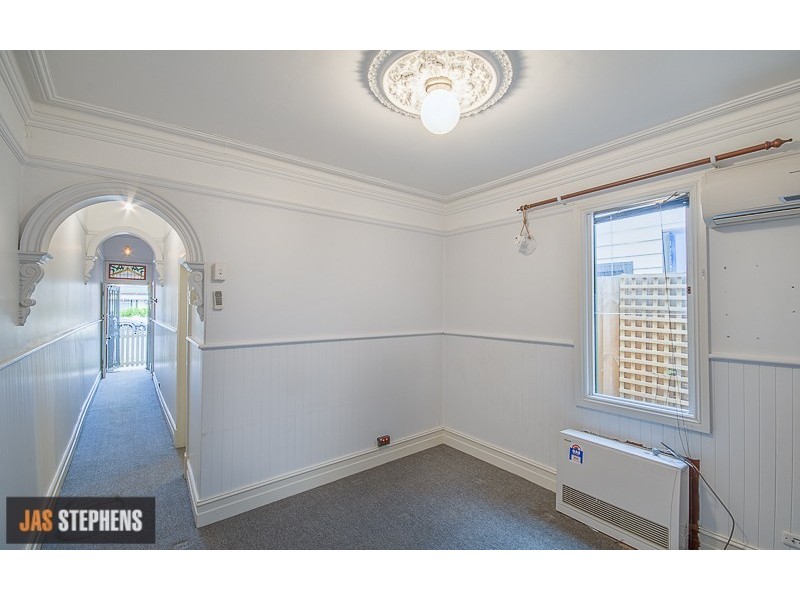 56 Walter Street, Seddon VIC 3011