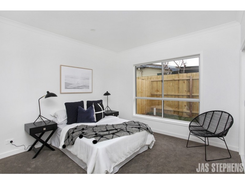 2/49 Hampshire Road, Sunshine VIC 3020