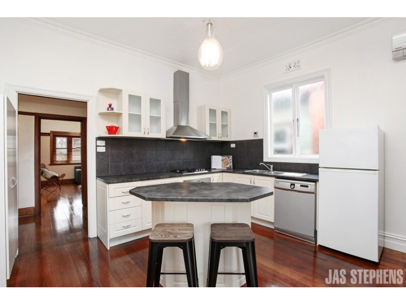 182 Williamstown Road, Kingsville VIC 3012