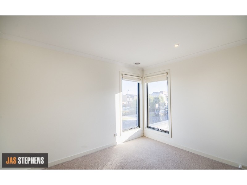 75 McDougall Drive, Footscray VIC 3011