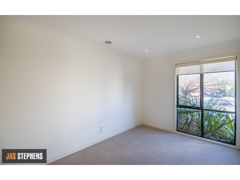 75 McDougall Drive, Footscray VIC 3011