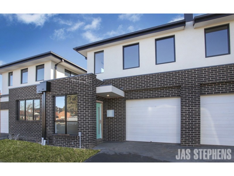 2/58 Napoleon Street, West Footscray VIC 3012