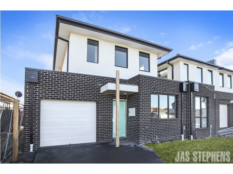 60 Napoleon Street, West Footscray VIC 3012