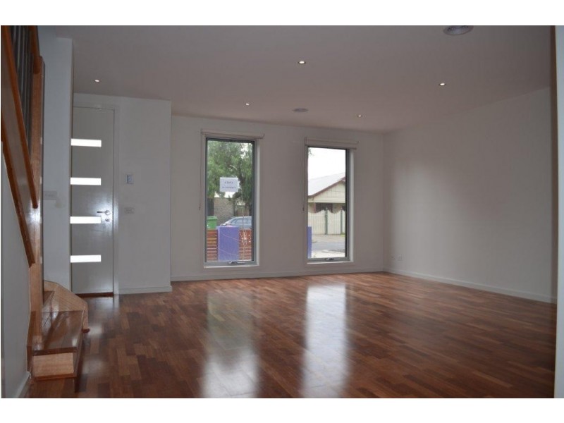 19 Rooney Street, Maidstone VIC 3012