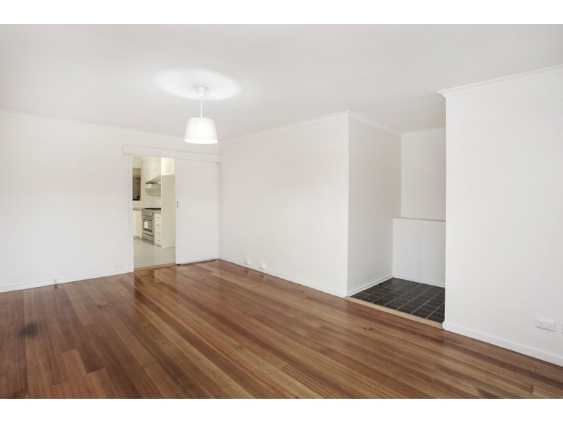 3/5 Saltley Street, South Kingsville VIC 3015