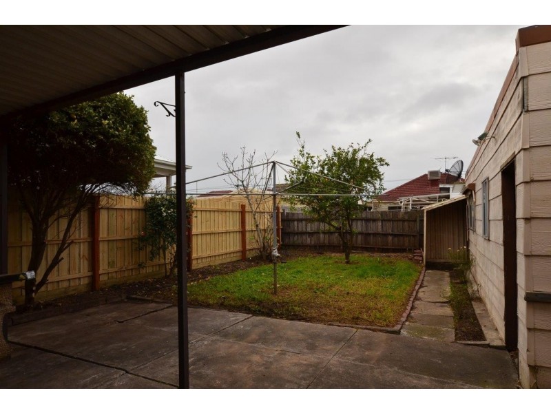 62 Napoleon Street, West Footscray VIC 3012