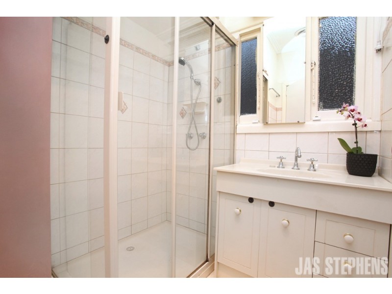 15 Alberta Street, West Footscray VIC 3012