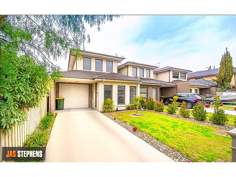 9 Derham Street, Spotswood VIC 3015