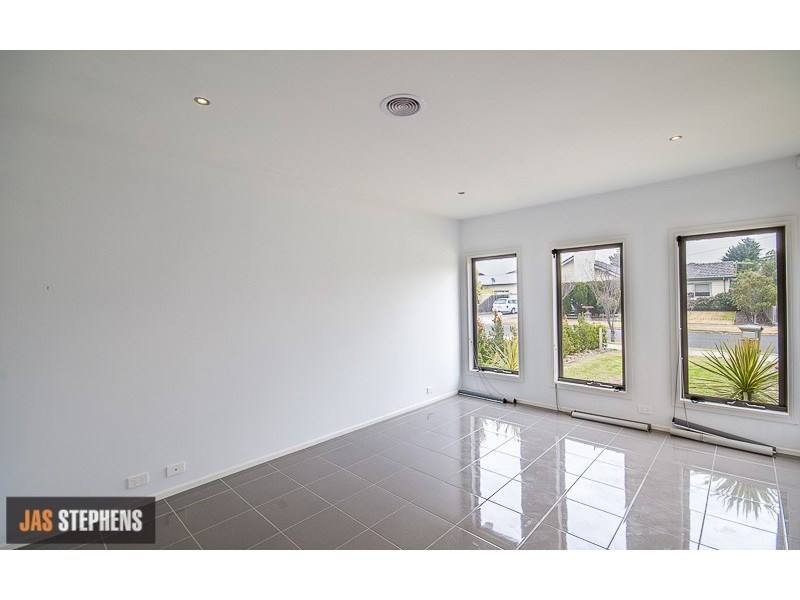 9 Derham Street, Spotswood VIC 3015