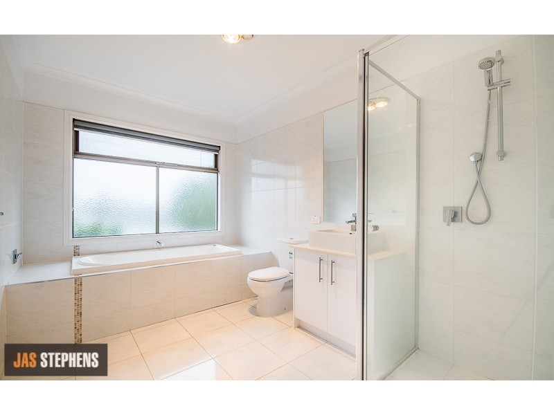 9 Derham Street, Spotswood VIC 3015