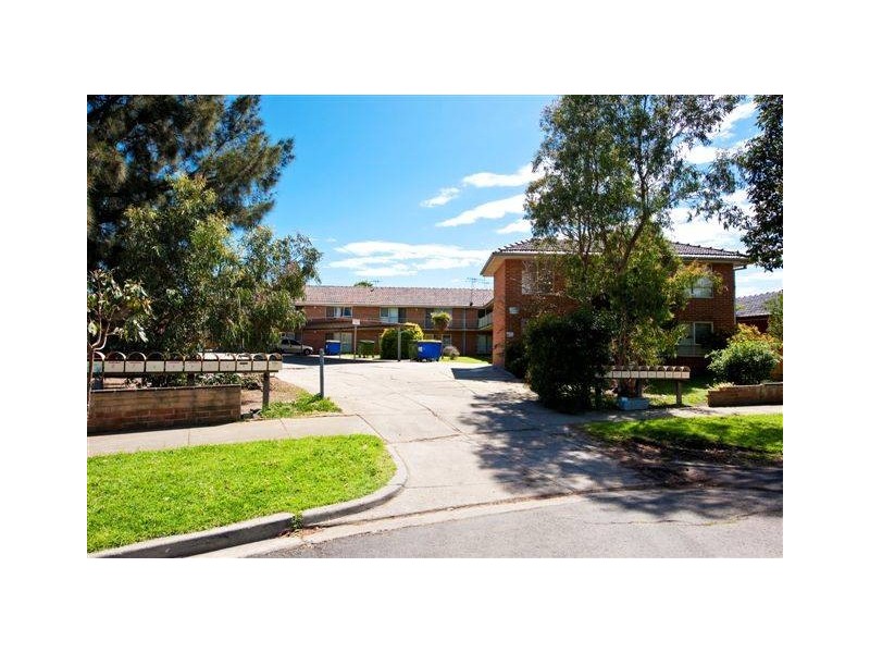 4/1 Hatfield Court, West Footscray VIC 3012