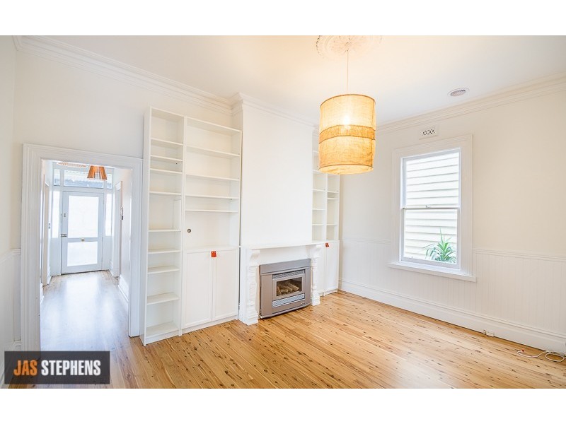 196 Pilgrim Street, Seddon VIC 3011