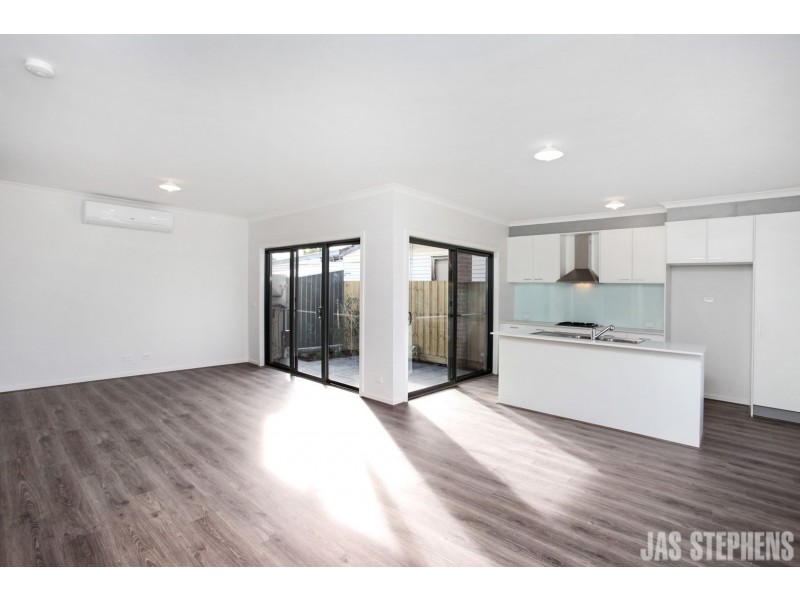 1/16 Norfolk Street, Maidstone VIC 3012