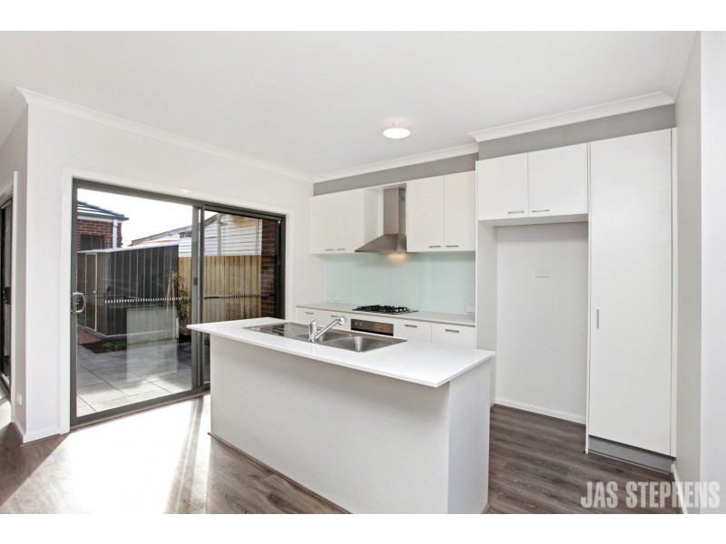 1/16 Norfolk Street, Maidstone VIC 3012