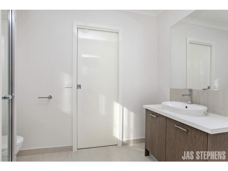 1/16 Norfolk Street, Maidstone VIC 3012