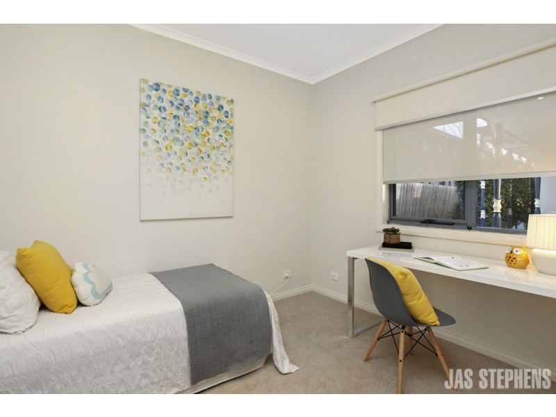 4/22 Edgar Street, Kingsville VIC 3012