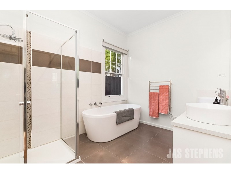 165 Chirnside Street, Kingsville VIC 3012