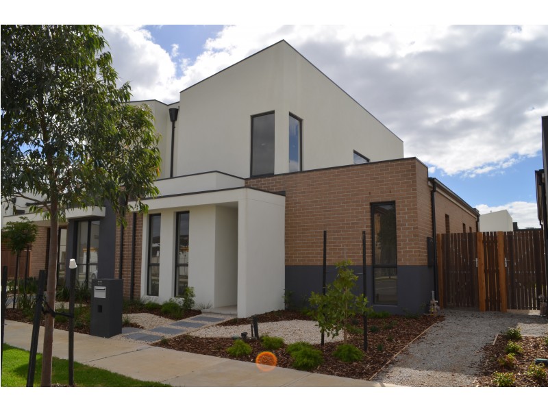 77 McDougall Drive, Footscray VIC 3011