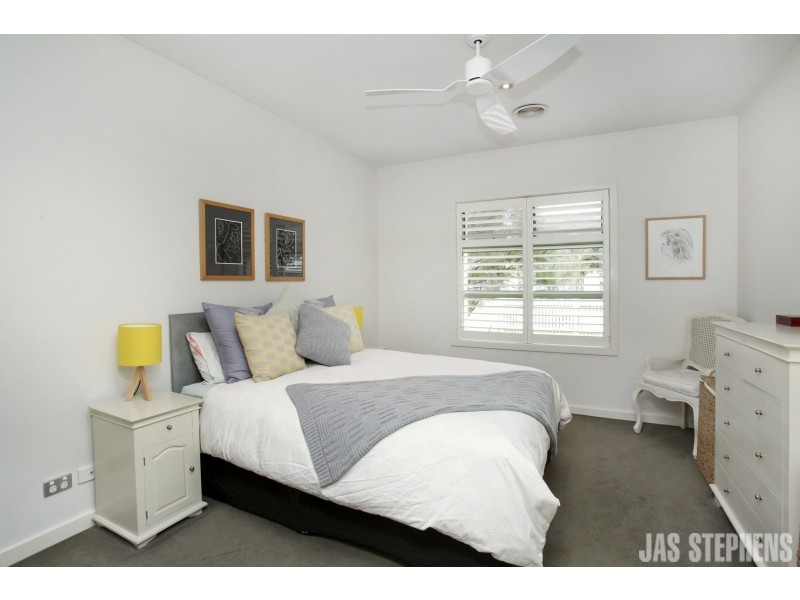 33 Gordon Street, Newport VIC 3015