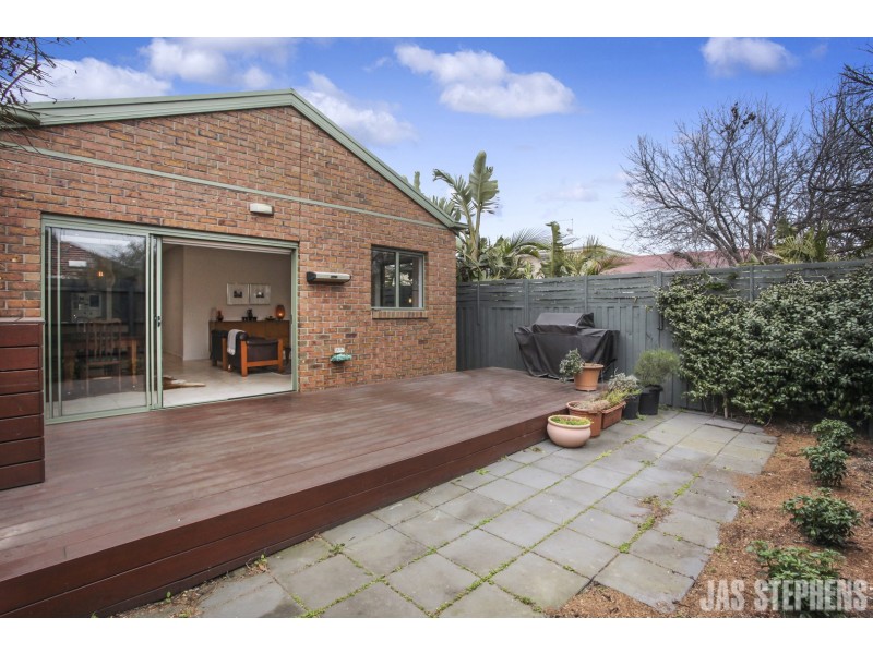 33 Gordon Street, Newport VIC 3015