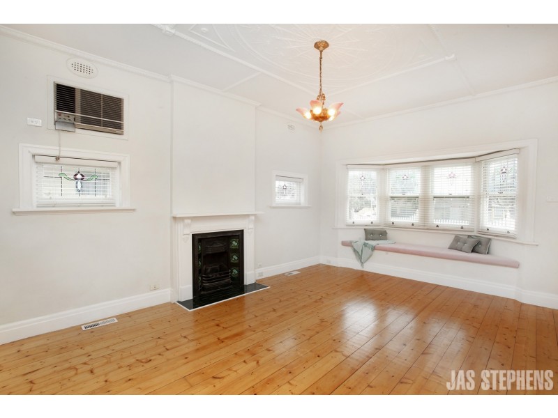 8 Linden Street, Altona Meadows VIC 3028