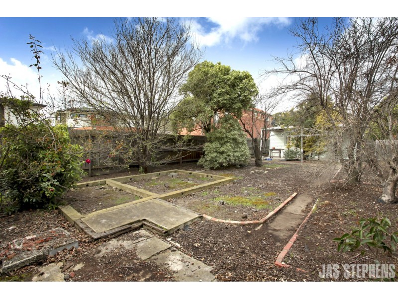 15 Lae Street, West Footscray VIC 3012