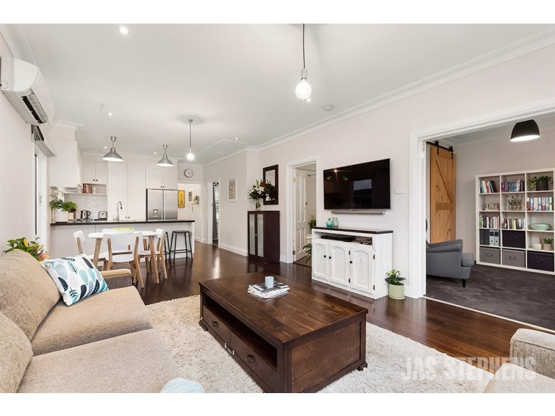 5 Wales Street, Kingsville VIC 3012