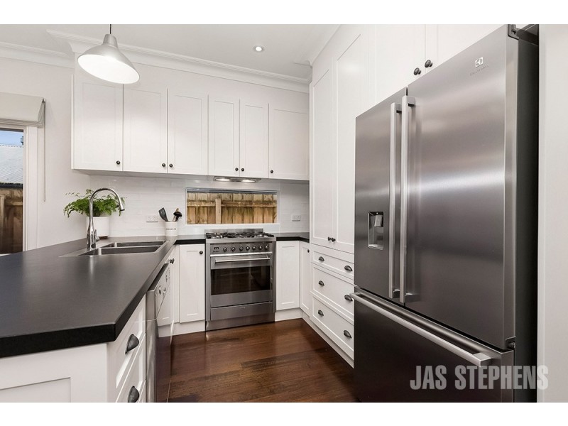 5 Wales Street, Kingsville VIC 3012