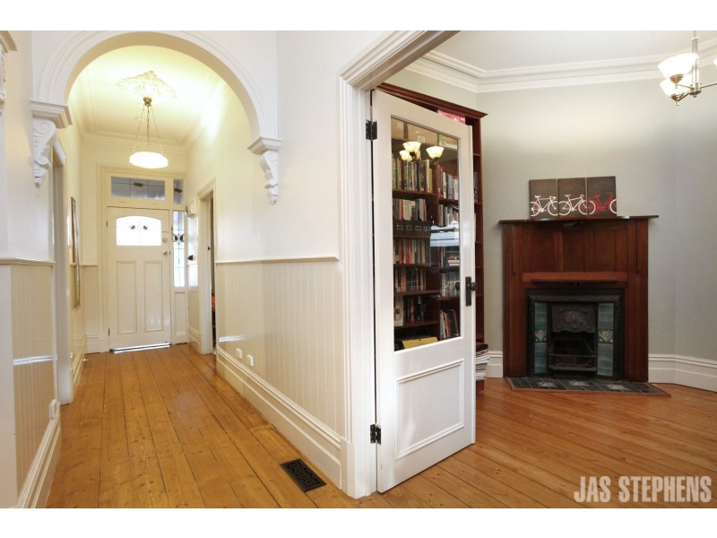 70 Chirnside Street, Kingsville VIC 3012