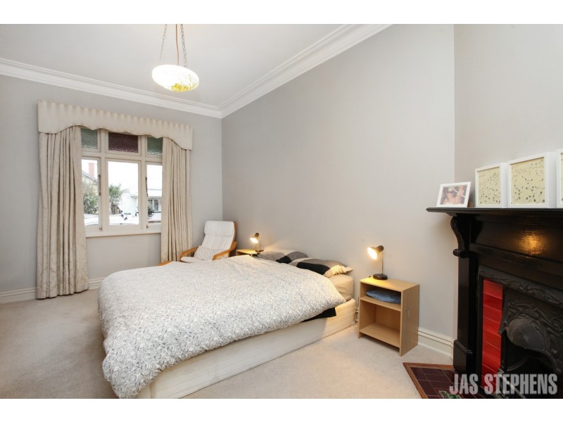 70 Chirnside Street, Kingsville VIC 3012