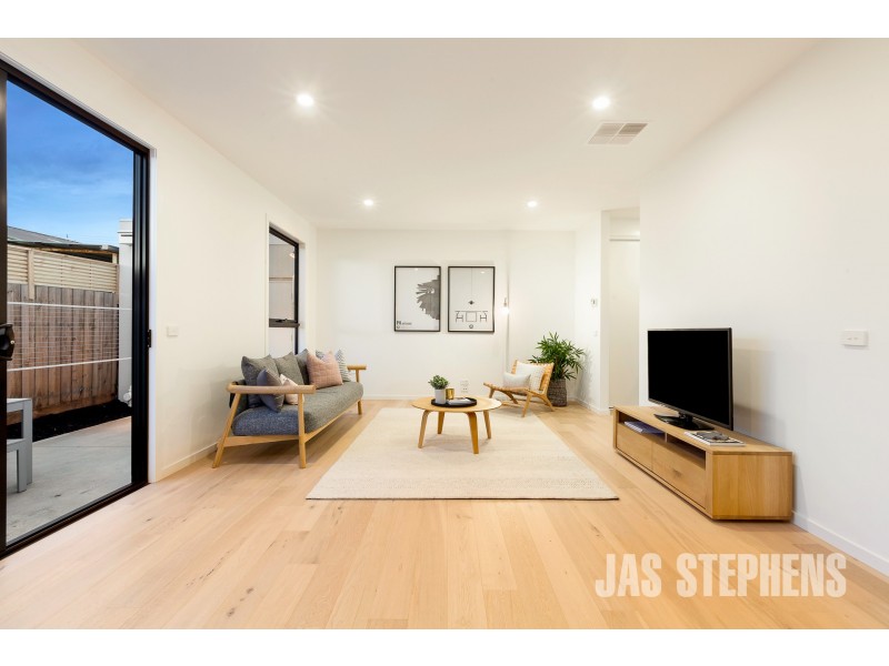 2/7 Station Place, Sunshine VIC 3020