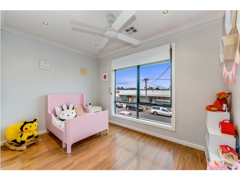 32 Millers Road, Brooklyn VIC 3012