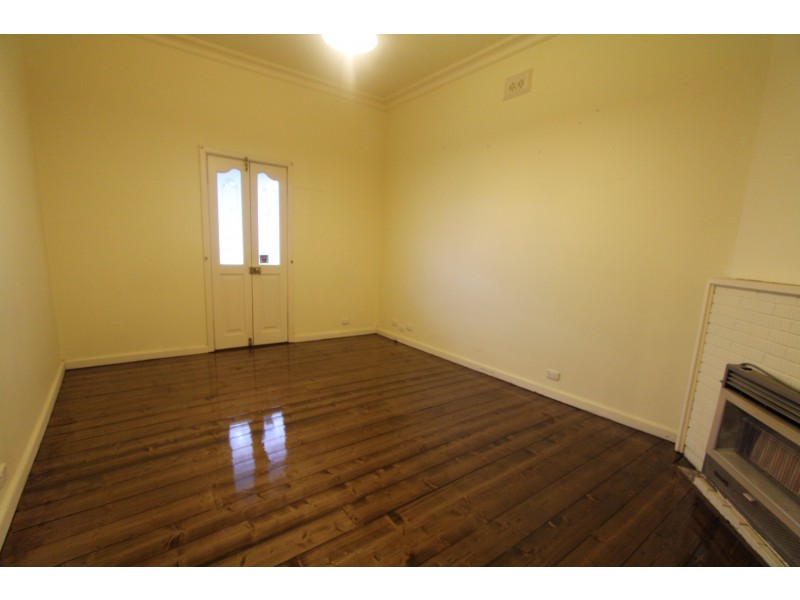 61 Elphinstone Street, West Footscray VIC 3012