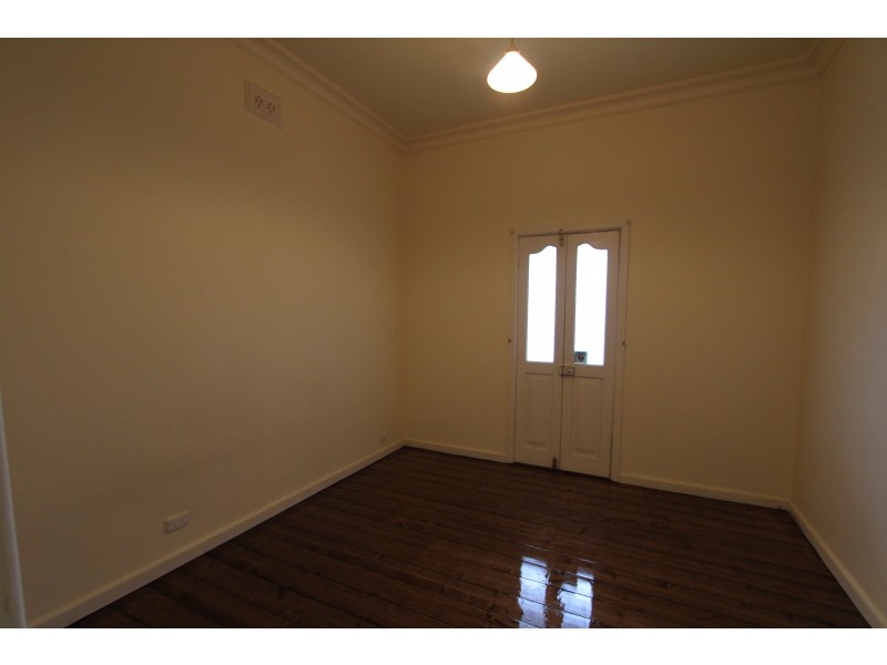 61 Elphinstone Street, West Footscray VIC 3012