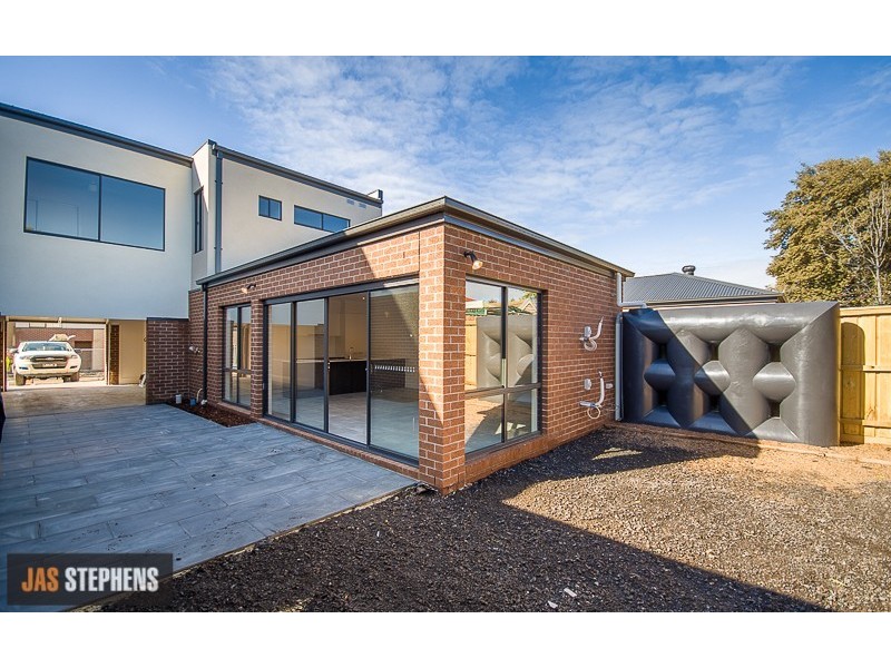55 Queens Circuit, Sunshine VIC 3020