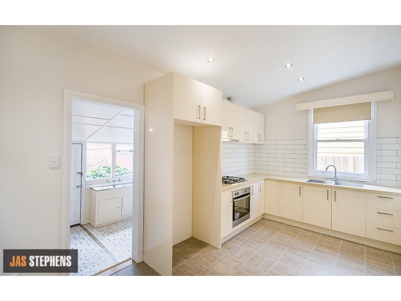 8 Stirling Street, Footscray VIC 3011