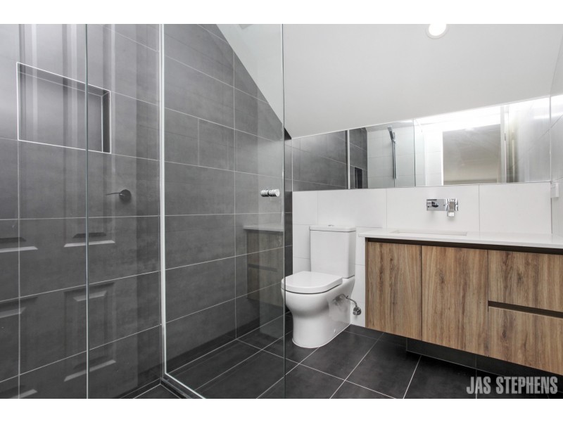 22 Chirnside Street, Kingsville VIC 3012