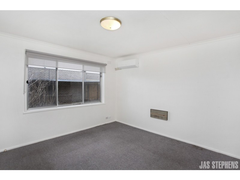 1/80 Saltley Street, South Kingsville VIC 3015